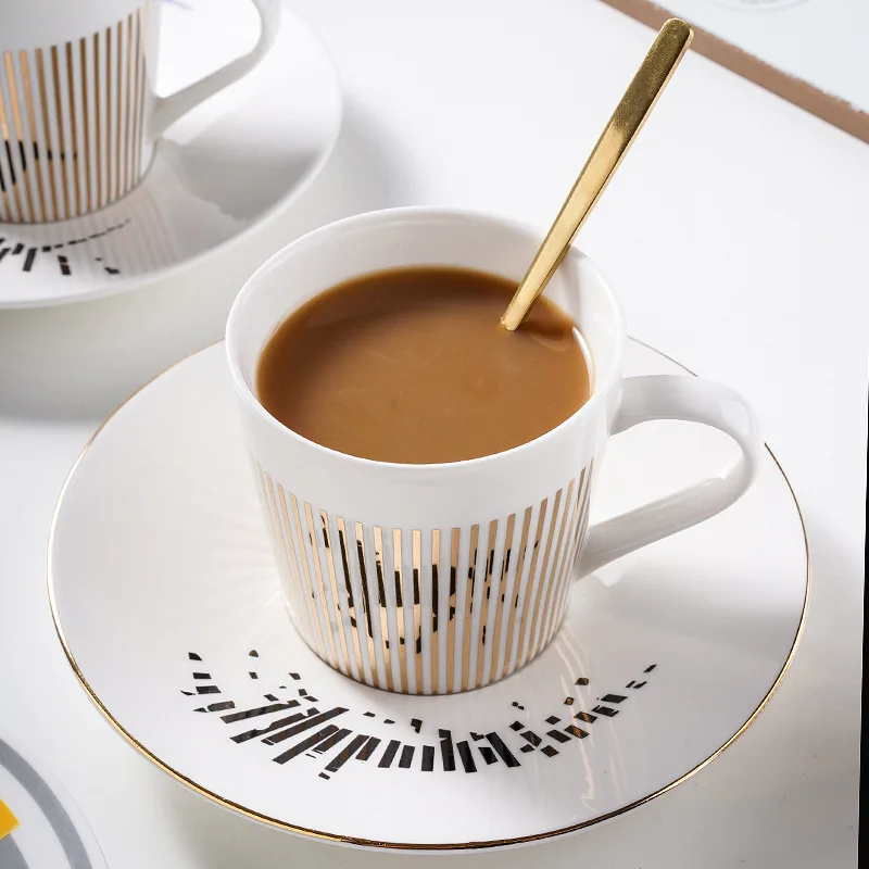 Spogulis Kafijas Krūze Spoguļa Pārdomas Houre Tējas Tases un Apakštases Karoti Radošo Coffeeware