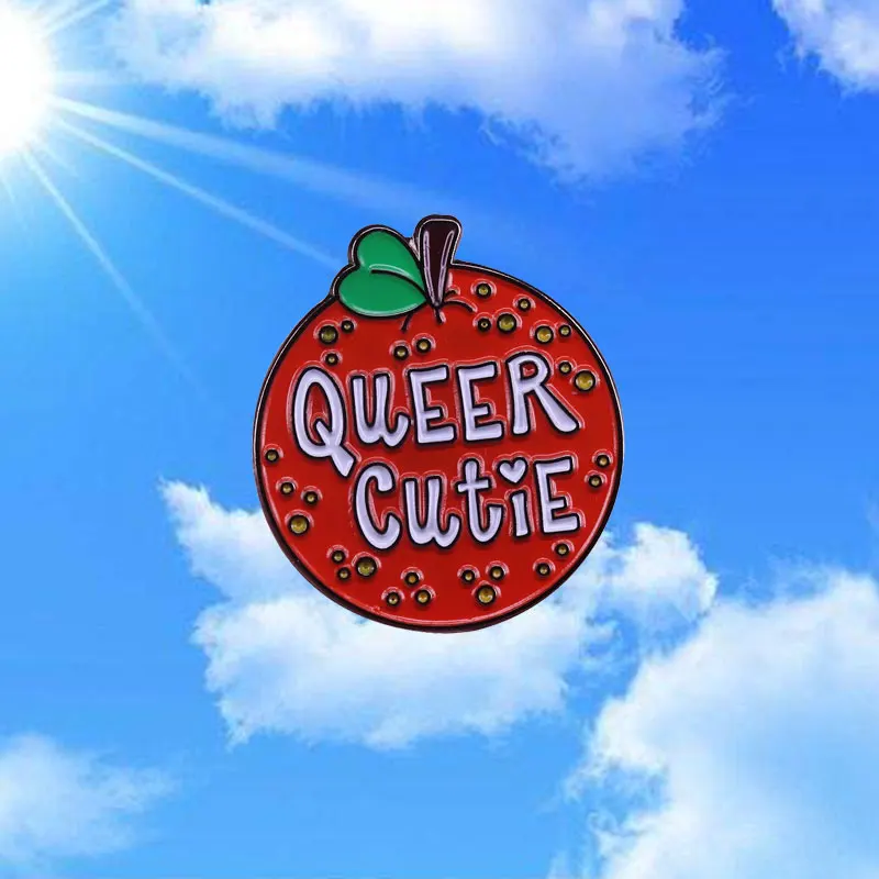 Savādi Cutie Apelsīnu Augļu Geju Praidu LGBT emaljas tapas un karikatūra broša Vīriešu un sieviešu modes rotaslietas, dāvanas filmu cepuri atloks žetons