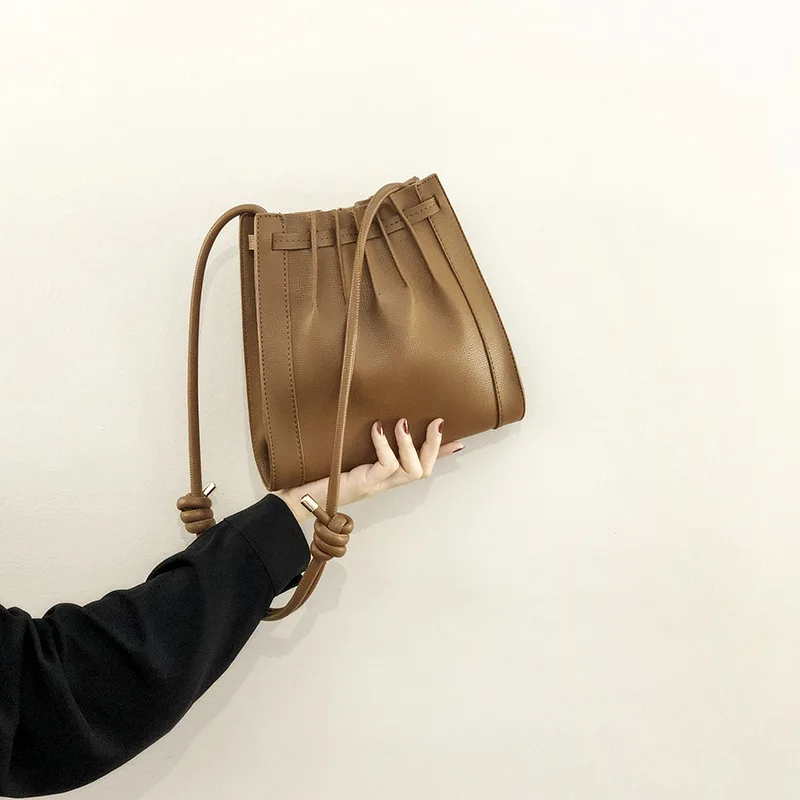 Japāņu stila Plecu Soma, Modes Tekstūra Kroku Sieviešu Totes Soma, Melna PU Leather Messenger Bag Brīvā laika Sieviešu Shopper Soma