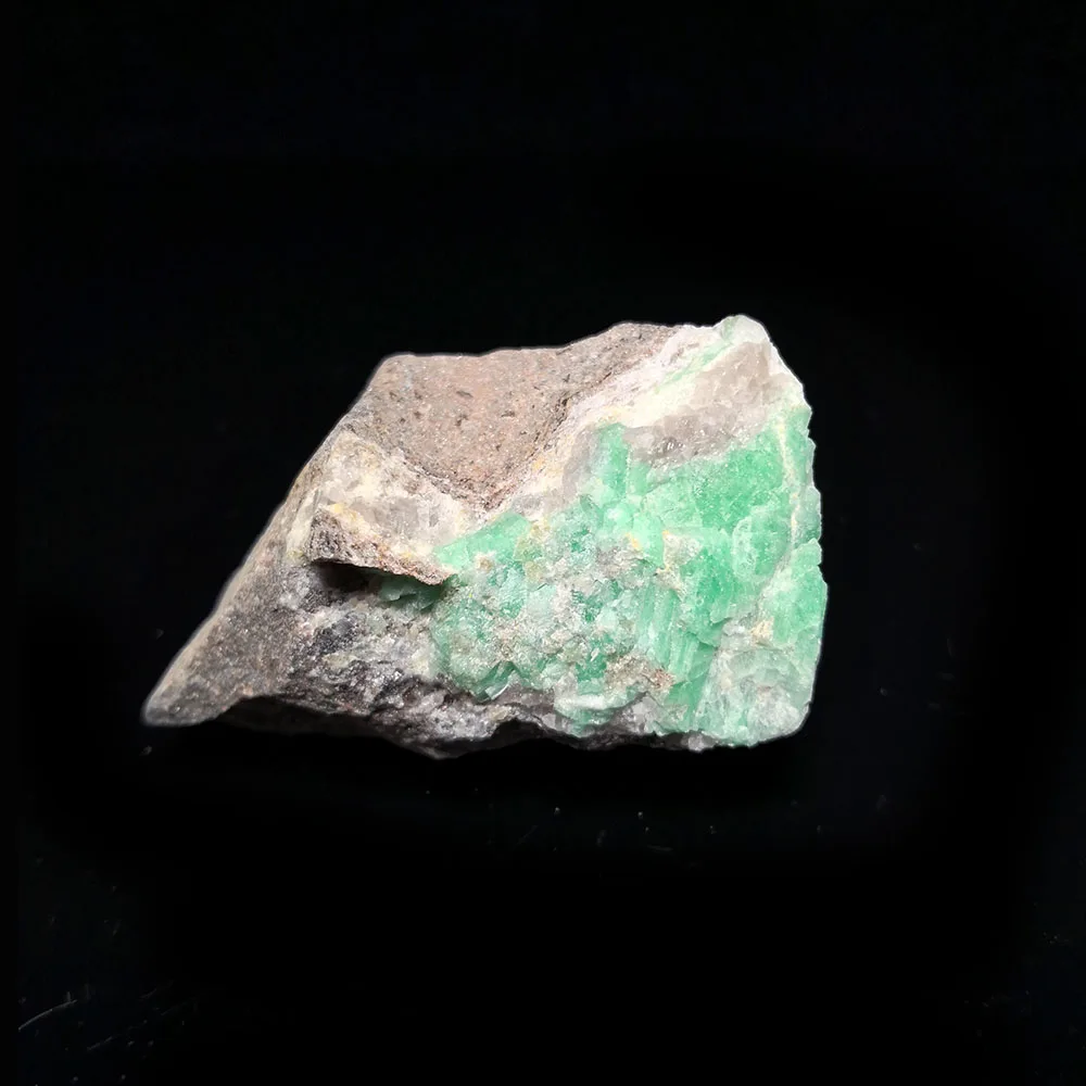 102g A4-2sun Dabiskās Kvarca Emerald Minerālu Kristālu Parauga Mājas Apdare No Malipo Wenshan Yunnan Province,Ķīna