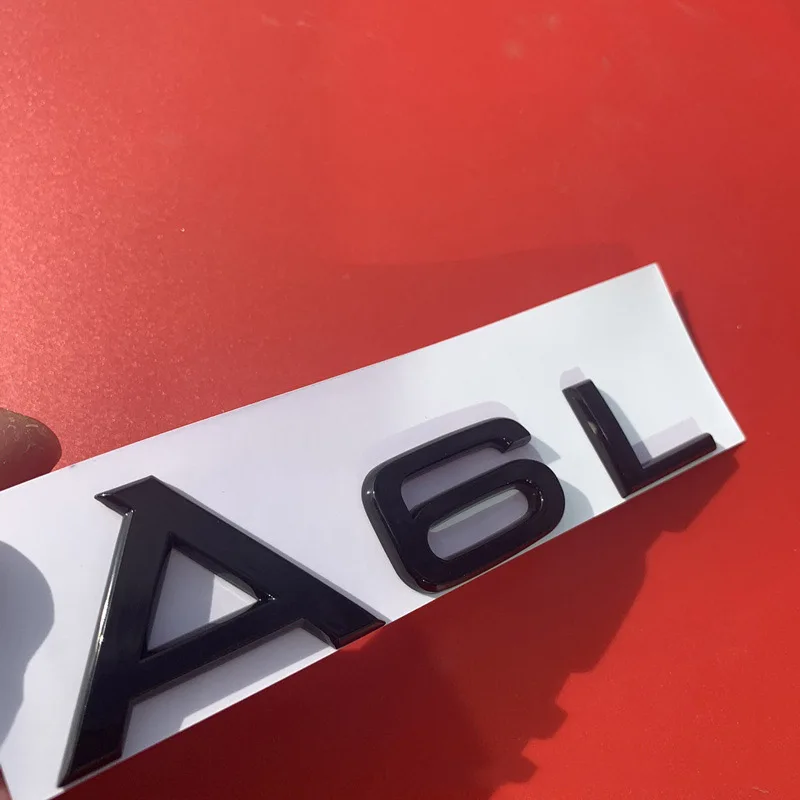 Audi Spilgti, Spīdīgi Melni Q8 2.0 T 2.4 2.5 2.8 3.0 T 3.2 3.6 4.2 A3 A4L A5 A6L A7 A8L Q3 Q5 Q7 Auto Emblēma Bagāžnieka Žetons Uzlīme