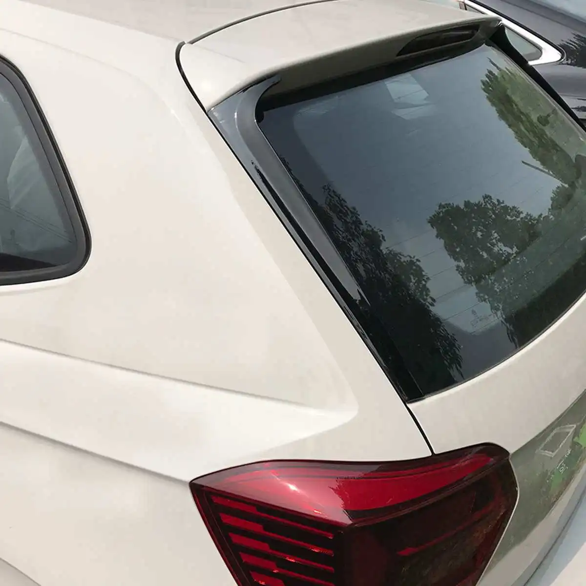 2gab lūpu Spīdumu Melns Auto Aizmugurējais Logs Sānu Spoileris Ārējie Spīdīgs Canard Canards Sadalītāja VW Polo MK5 2011-2017/VW Polo MK6 2018+