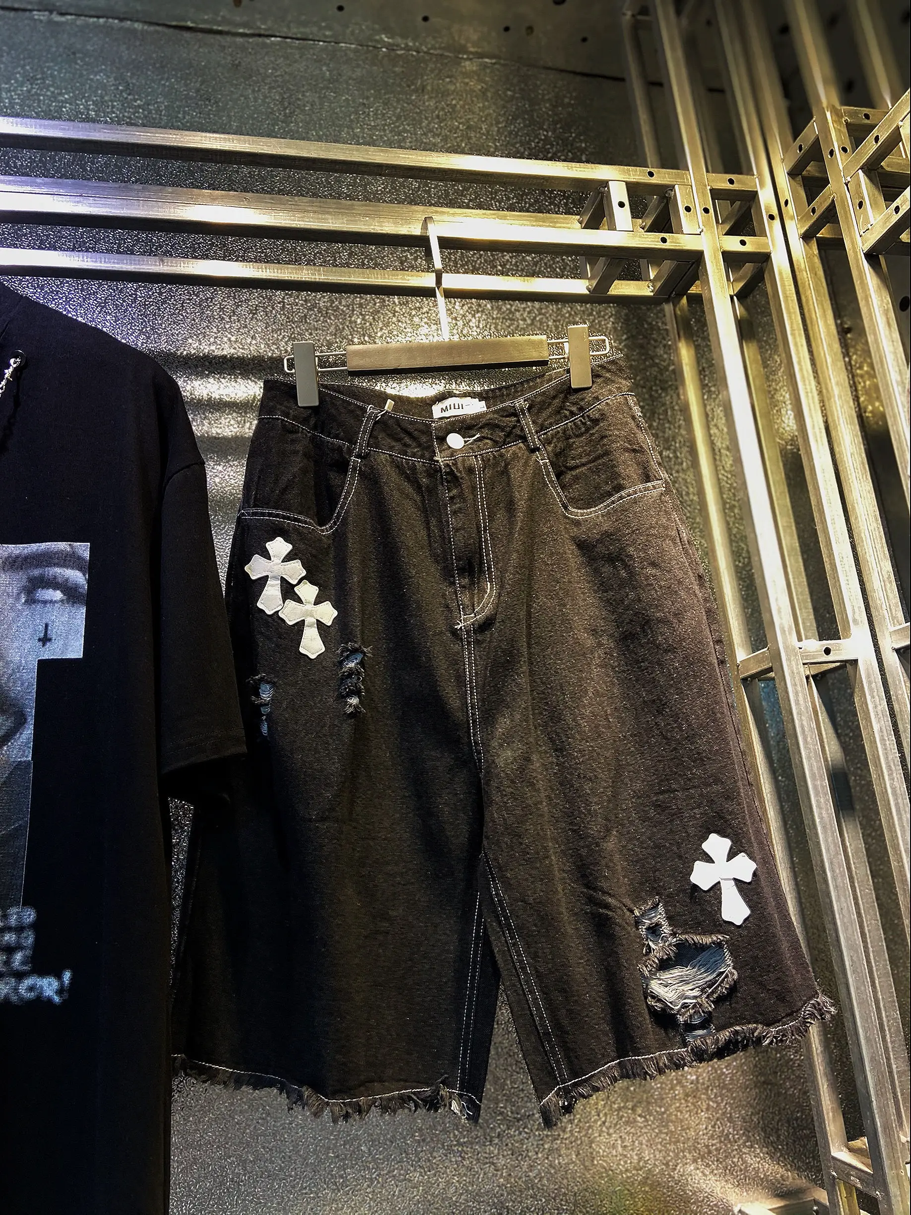 Tideshec Hip Hop Caurumu Džinsa Bikses Izšuvumi Pāri Bikses Streetwear Vaļīgas Bikses Pār Izmērs, Pavasara un Vasaras Punk Šorti