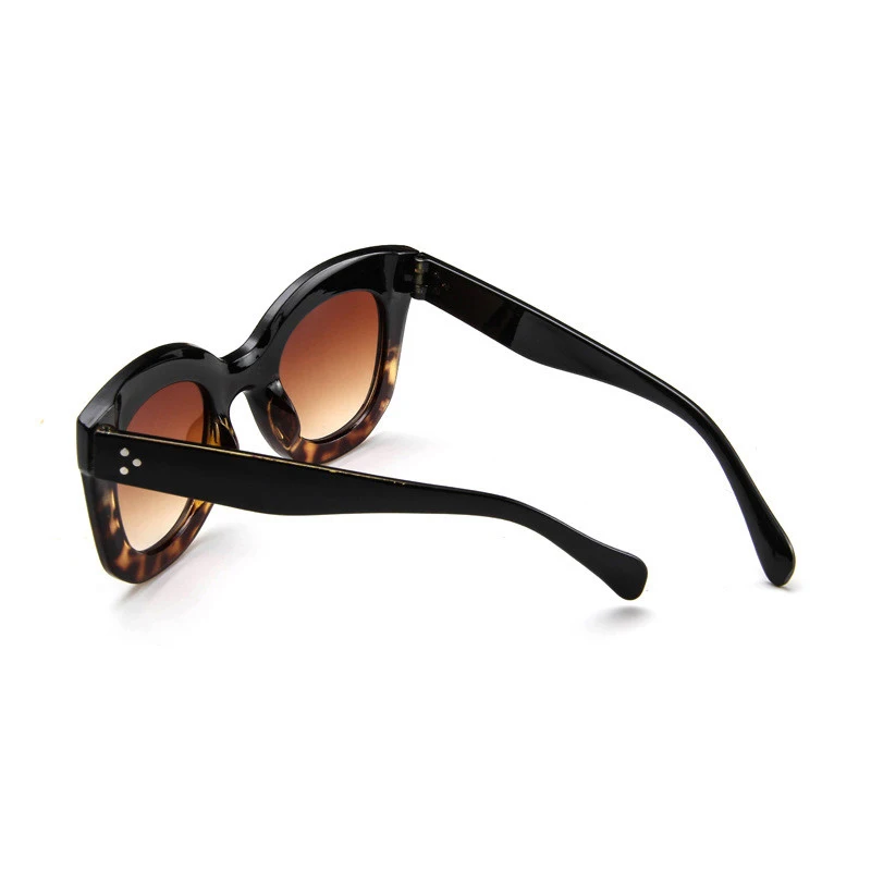 Kim Kardashian Luksusa Taisnstūra saulesbrilles sieviešu zīmola dizainere retro kaķa acs, saules brilles Sieviešu Brilles UV400 oculos