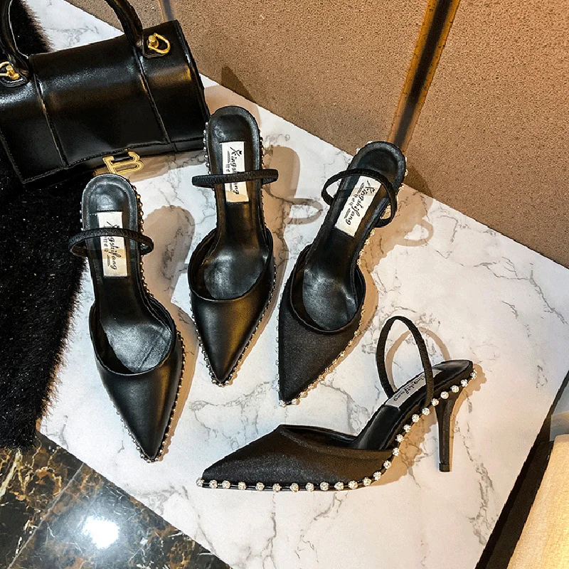 Sieviešu kurpes ir 2021. rhinestone black vārdu ar toe head modes sandales sieviešu duncis norādīja toe strap augstpapēžu sandales