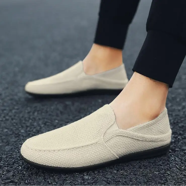 Veļa elpojošs vīriešu dzīvoklis kurpes 2018 jauno vasaras jaunu gadījuma braukšanas kurpes viegla, nodilumizturīga slidena slinks kurpes 2019