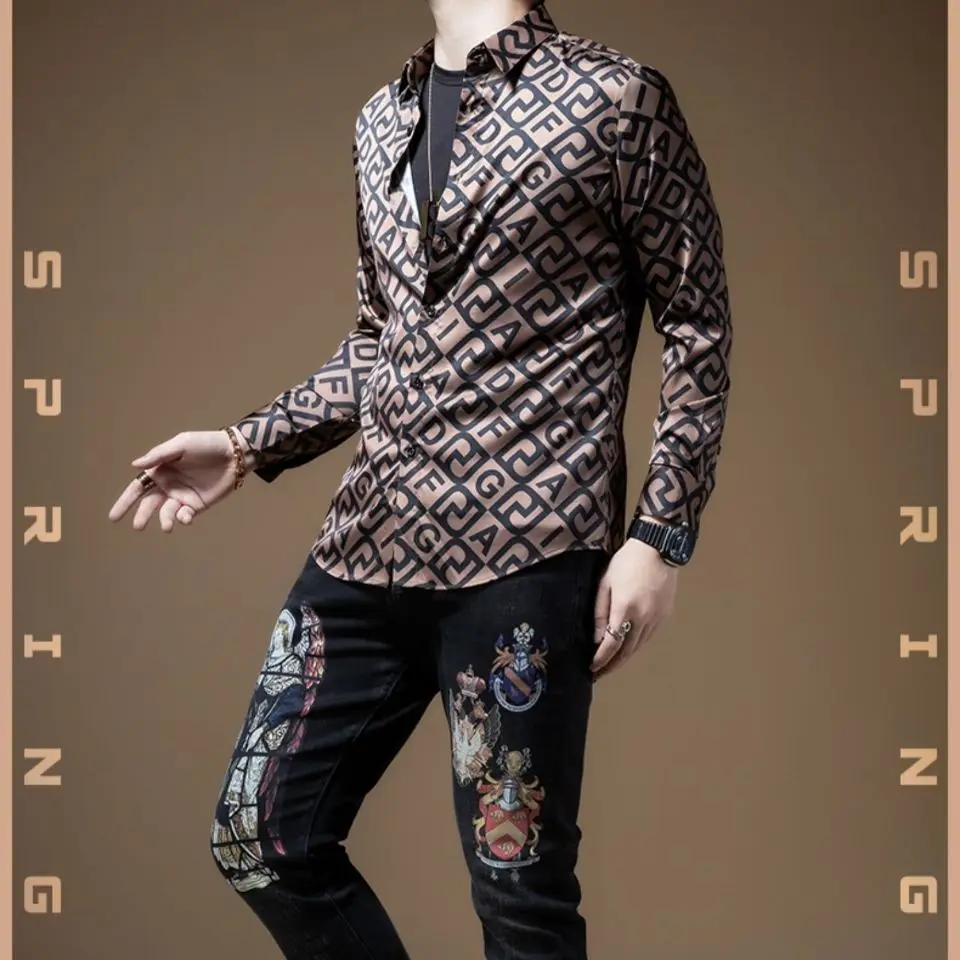 Ir 2021. pavasara un rudens modes drukas augstas kvalitātes vīriešu krekls gadījuma skaists krekls ar garām piedurknēm